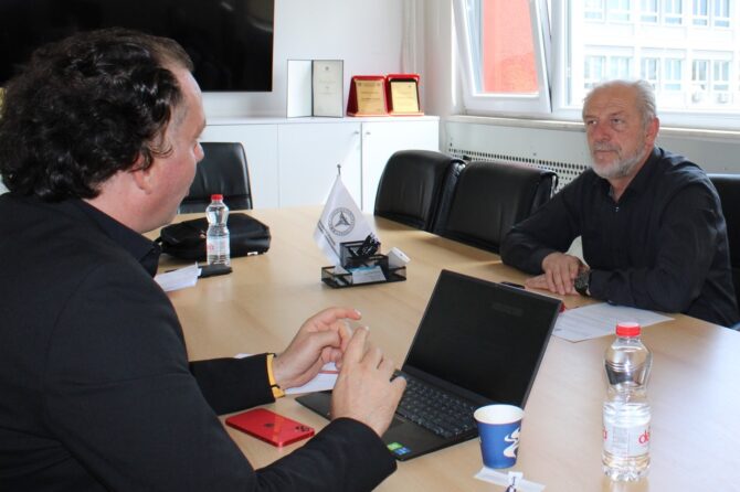 Meeting between OMK and EU